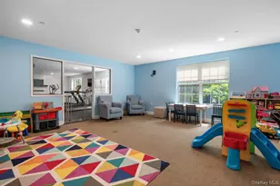 10 Byron Pl, Larchmont, NY 10538 - Photo 20