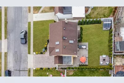 1863 Chester Drive, East Meadow, NY 11554 - Photo 42