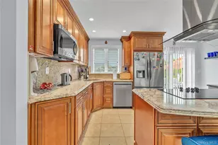 1863 Chester Dr, East Meadow, NY 11554 - Photo 10