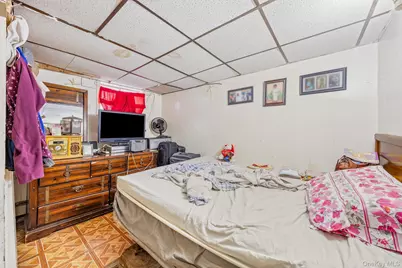 927 E 35th Street, Brooklyn, NY 11210 - Photo 20