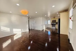 9 Ferndale Dr, Hicksville, NY 11801 - Photo 4