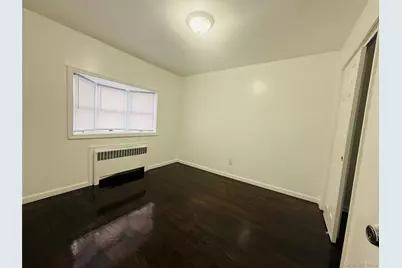 9 Ferndale Drive, Hicksville, NY 11801 - Photo 18