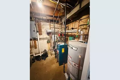 9 Ferndale Drive, Hicksville, NY 11801 - Photo 28