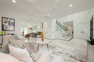 17 East Ave, Hicksville, NY 11801 - Photo 8