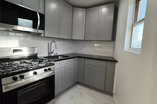 110-55 159th St, Jamaica, NY 11433 - Photo 6