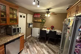 4042 Bronxwood Ave, Bronx, NY 10466 - Photo 4