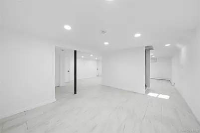 193 N Arizona Road, West Babylon, NY 11704 - Photo 16