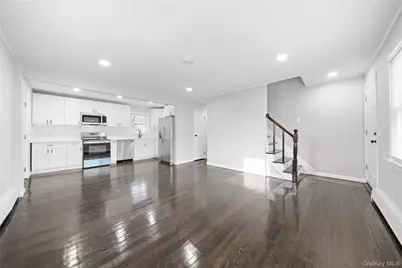 193 N Arizona Road, West Babylon, NY 11704 - Photo 4