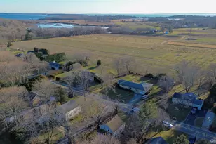 1125 Pequash Ave, Cutchogue, NY 11935 - Photo 38