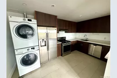 8403 Lander #2C, Briarwood, NY 11435 - Photo 2