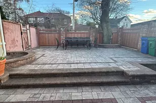 40-20 249th St, Little Neck, NY 11363 - Photo 12