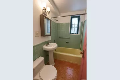 18 Metropolitan Oval #3C, Bronx, NY 10462 - Photo 2