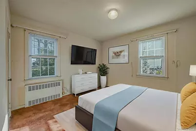 11 Doxsee Place, Islip, NY 11751 - Photo 6
