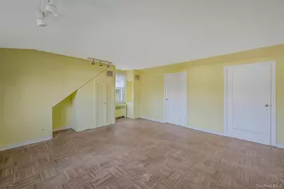 11 Doxsee Place, Islip, NY 11751 - Photo 18