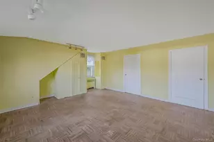 11 Doxsee Pl, Islip, NY 11751 - Photo 18