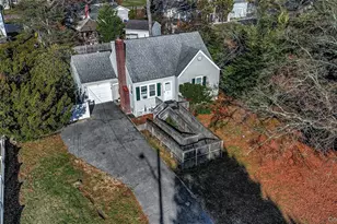 11 Doxsee Pl, Islip, NY 11751 - Photo 26