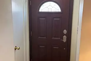 21 Oceanview Ave, Valley Stream, NY 11581 - Photo 2