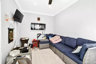 49 Cleveland St, White Plains, NY 10606 - Photo 18