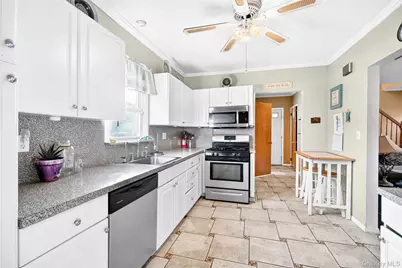 49 Cleveland Street, White Plains, NY 10606 - Photo 16