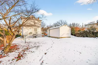 49 Cleveland Street, White Plains, NY 10606 - Photo 34