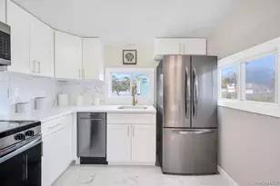 42 Gates Ave, Brentwood, NY 11717 - Photo 8