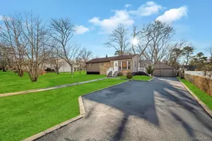 42 Gates Ave, Brentwood, NY 11717 - Photo 24