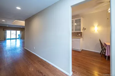 97 Windwatch Drive, Hauppauge, NY 11788 - Photo 4