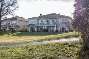 97 Windwatch Dr, Hauppauge, NY 11788 - Photo 30