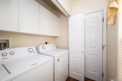 97 Windwatch Drive, Hauppauge, NY 11788 - Photo 12