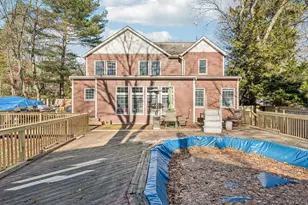 10 W Sanders St, Greenlawn, NY 11740 - Photo 26