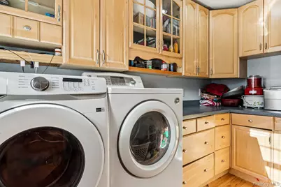 10 W Sanders Street, Greenlawn, NY 11740 - Photo 16