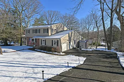 7 Lexington Road, New City, NY 10956 - Photo 2