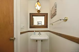 7 Lexington Rd, New City, NY 10956 - Photo 22