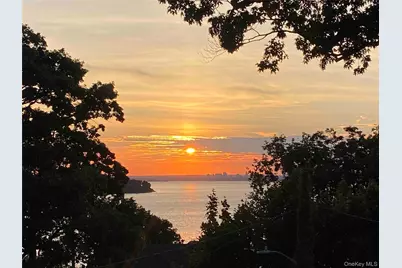 161 15th Avenue, Sea Cliff, NY 11579 - Photo 1