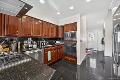 1 Peppermill Road, Roslyn, NY 11576 - Photo 12