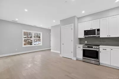 10 Market Street #F, Wappingers Falls, NY 12590 - Photo 4