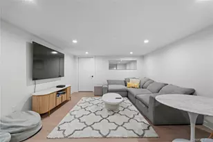 7 Midhampton Ct, Quogue, NY 11959 - Photo 24