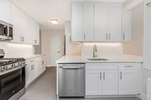 3333 Henry Hudson Pkwy, Bronx, NY 10463 - Photo 6