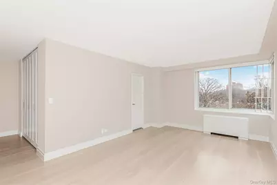 3333 Henry Hudson Parkway #5S, Bronx, NY 10463 - Photo 8