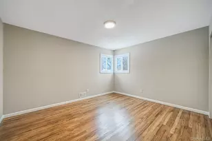 104 Harrisburg St, Bay Shore, NY 11706 - Photo 26