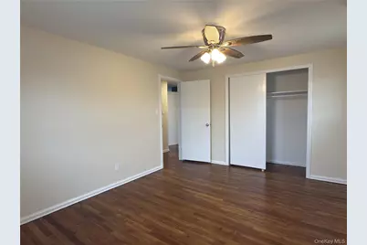 46 Copiague Street #2, Valley Stream, NY 11580 - Photo 4