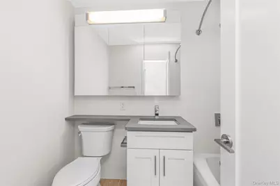 3333 Henry Hudson Parkway #9E, Bronx, NY 10463 - Photo 12