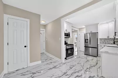 94 Jervis Road, Yonkers, NY 10705 - Photo 16