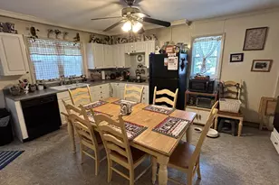 220 Larch Ln, Smithtown, NY 11787 - Photo 4