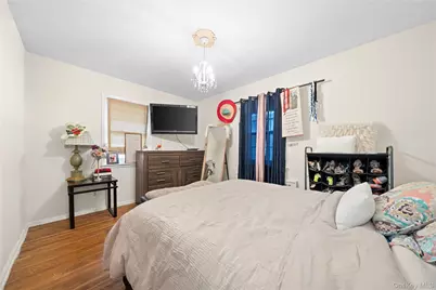 831 Dean Drive, Baldwin, NY 11510 - Photo 18