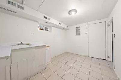 831 Dean Drive, Baldwin, NY 11510 - Photo 32