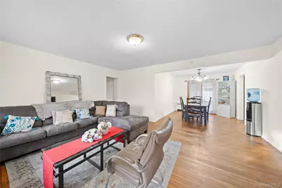 831 Dean Drive, Baldwin, NY 11510 - Photo 10