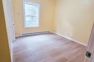 8 Cottage, Monticello, NY 12701 - Photo 4