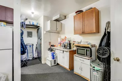 18018 Hillside Avenue, Jamaica, NY 11432 - Photo 16