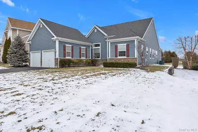 390 Stonecrop Road, Aquebogue, NY 11931 - Photo 2